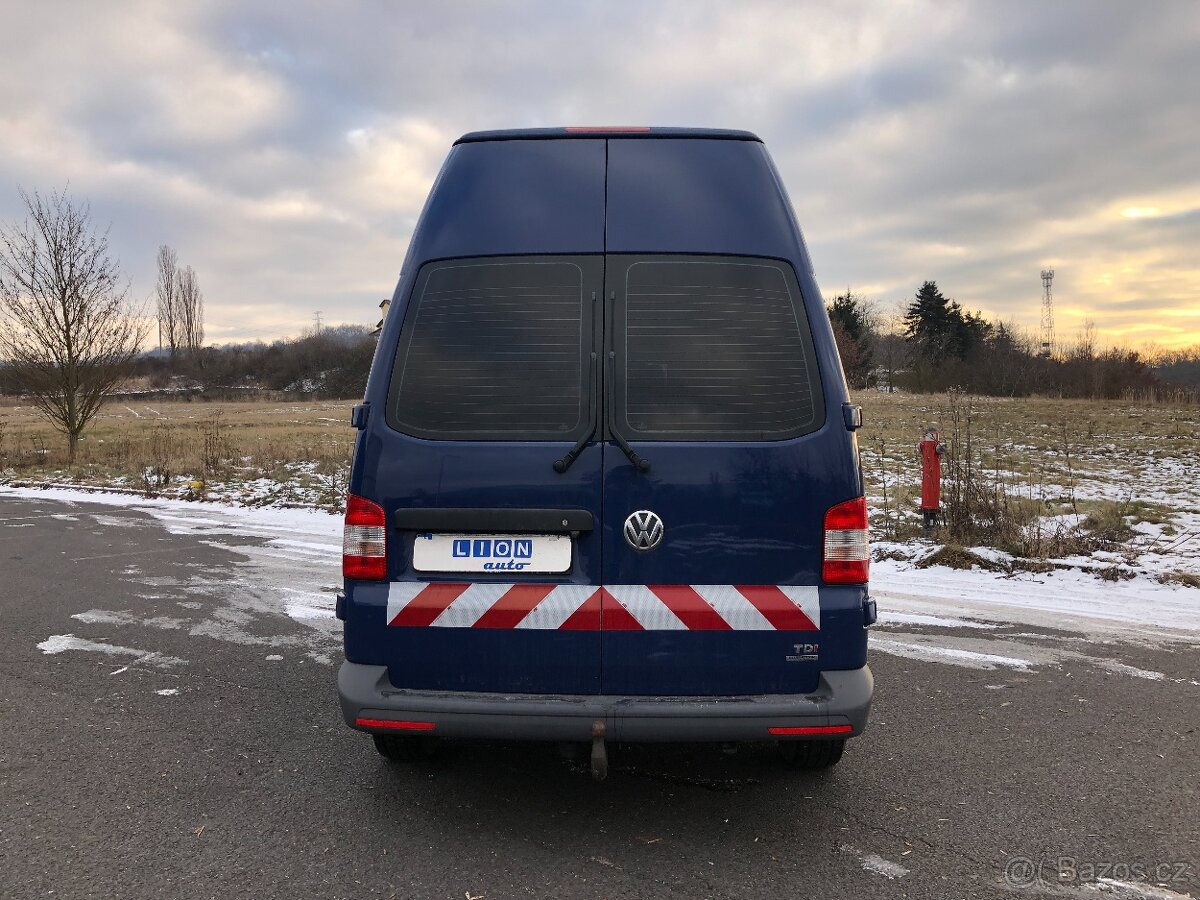 VOLKSWAGEN TRANSPORTER 2.0 TDI - 6