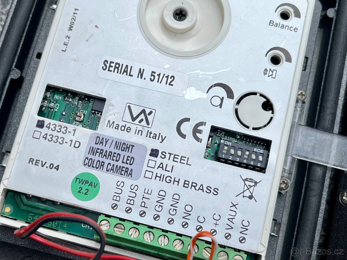 Sada videointerkomu Videx VX2200: 1 byt, 2 vchody - 6