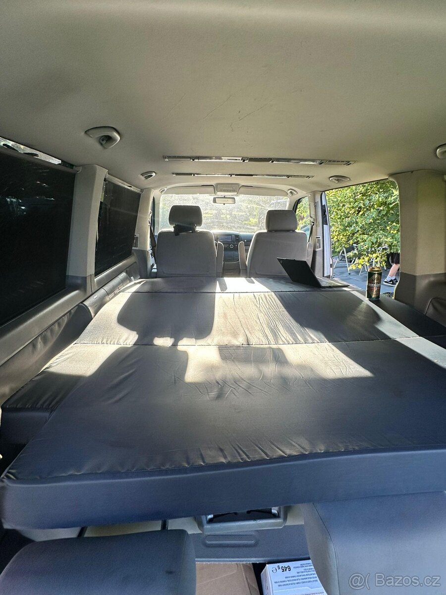 VW Multivan T5 1.9 TDI 75kW + střešní stan + markýza, servis - 6