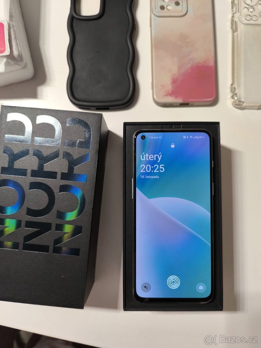 OnePlus Nord 2T - 128GB - 6