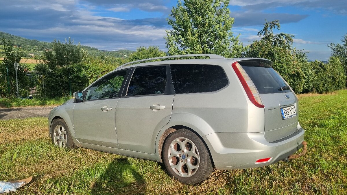 Ford Focus Combi II, 1.6 74 kW, benzín, r. 2010 - 6