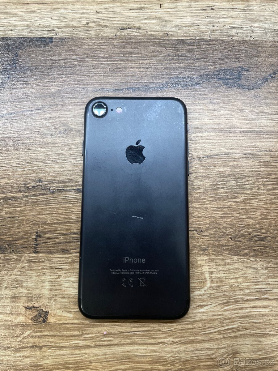 iPhone 7 128 GB, černý - 6
