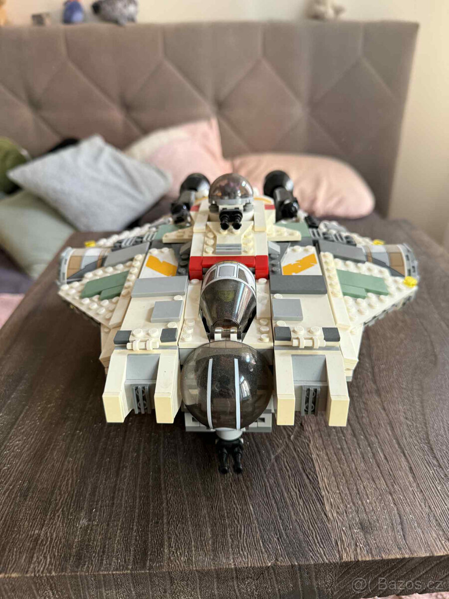 LEGO Star Wars – sběratelské lodě (Republic Gunship, The Gho - 6