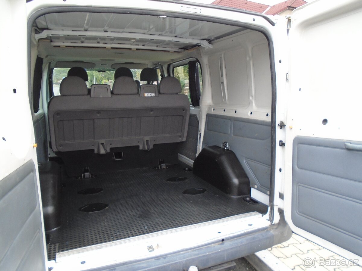 Ford Transit 2.2 TDCi L1H1 6 míst - 6