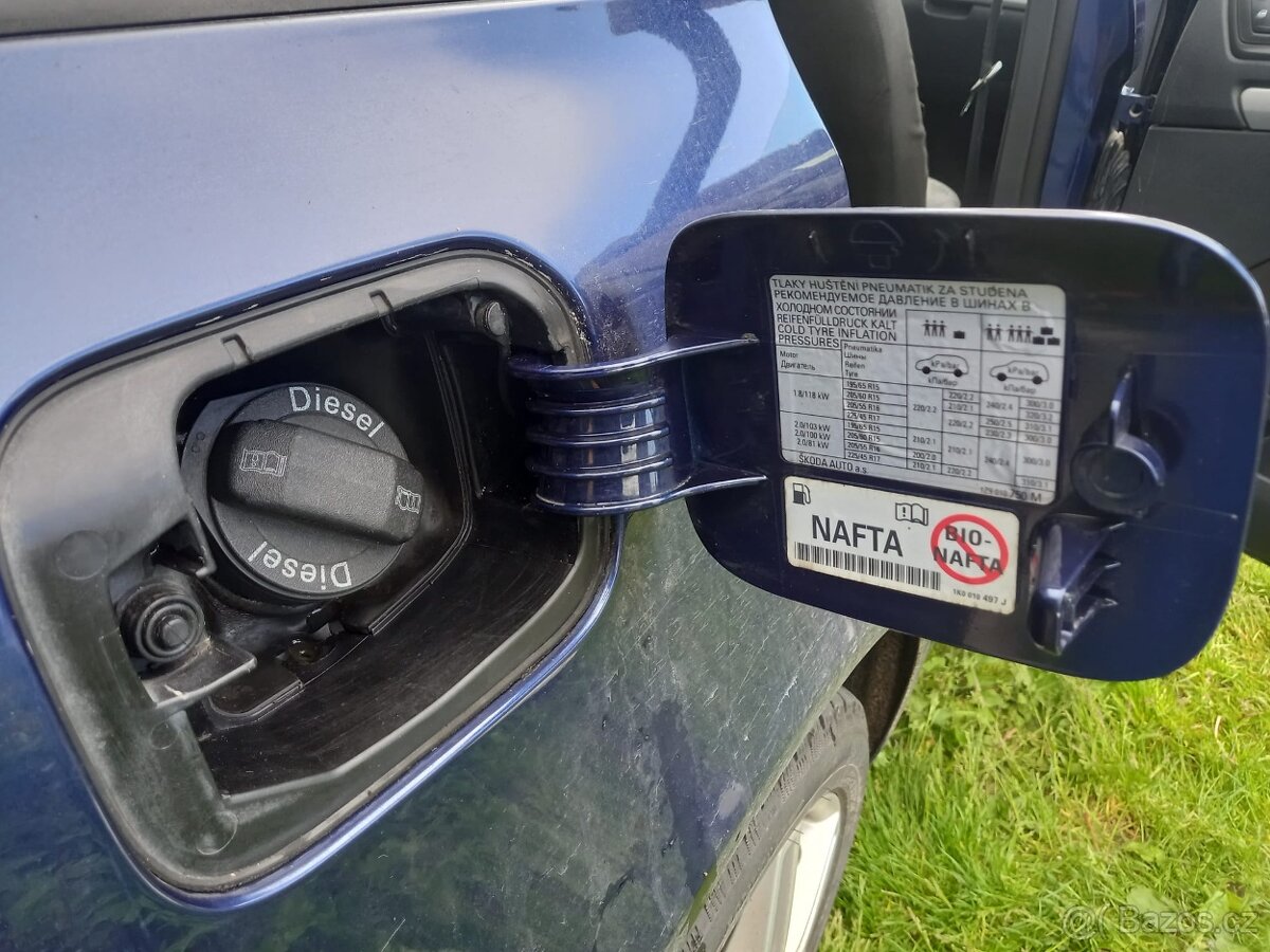 Nabízím čištění interiérů a mytí vozidel - 6