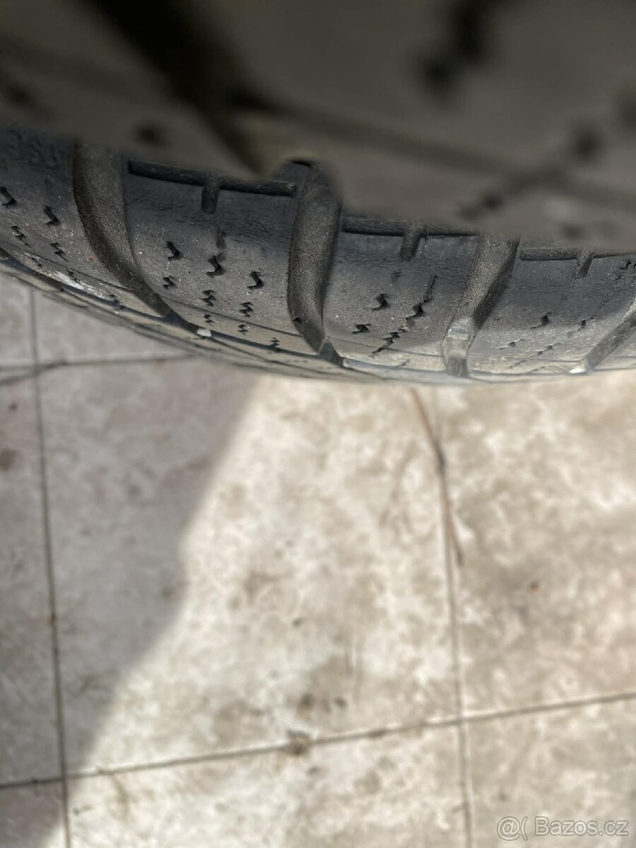 Litý kola s zimní pneu - 6