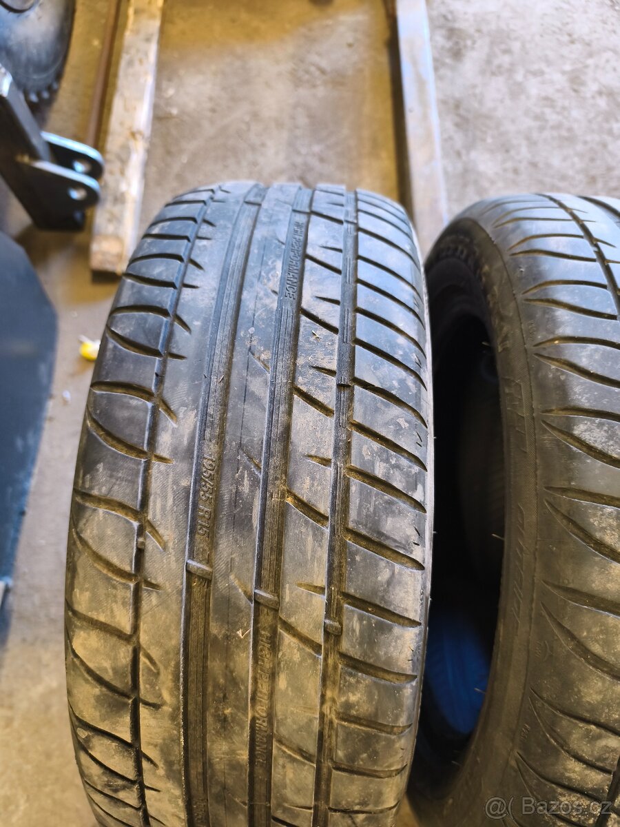 Pneu 195/55 R15 - 6