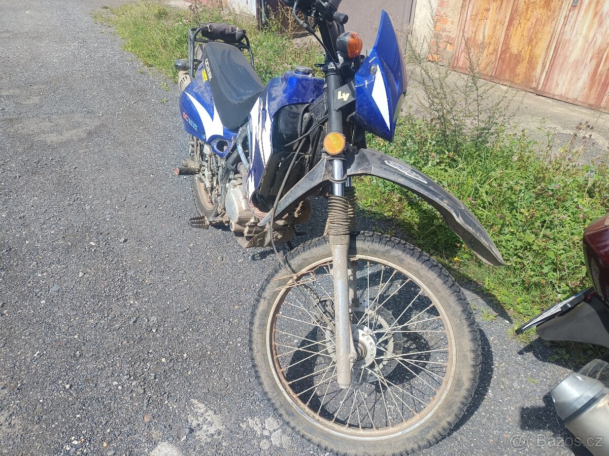 Moto - 6
