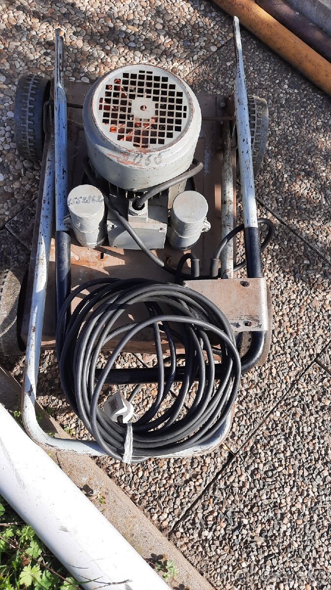 Retro sekačka - 6