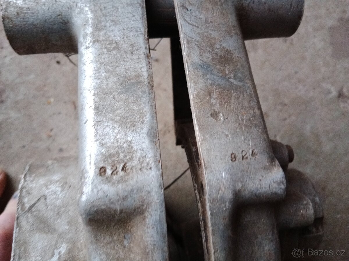 Torzo motoru čz předválečná - 6
