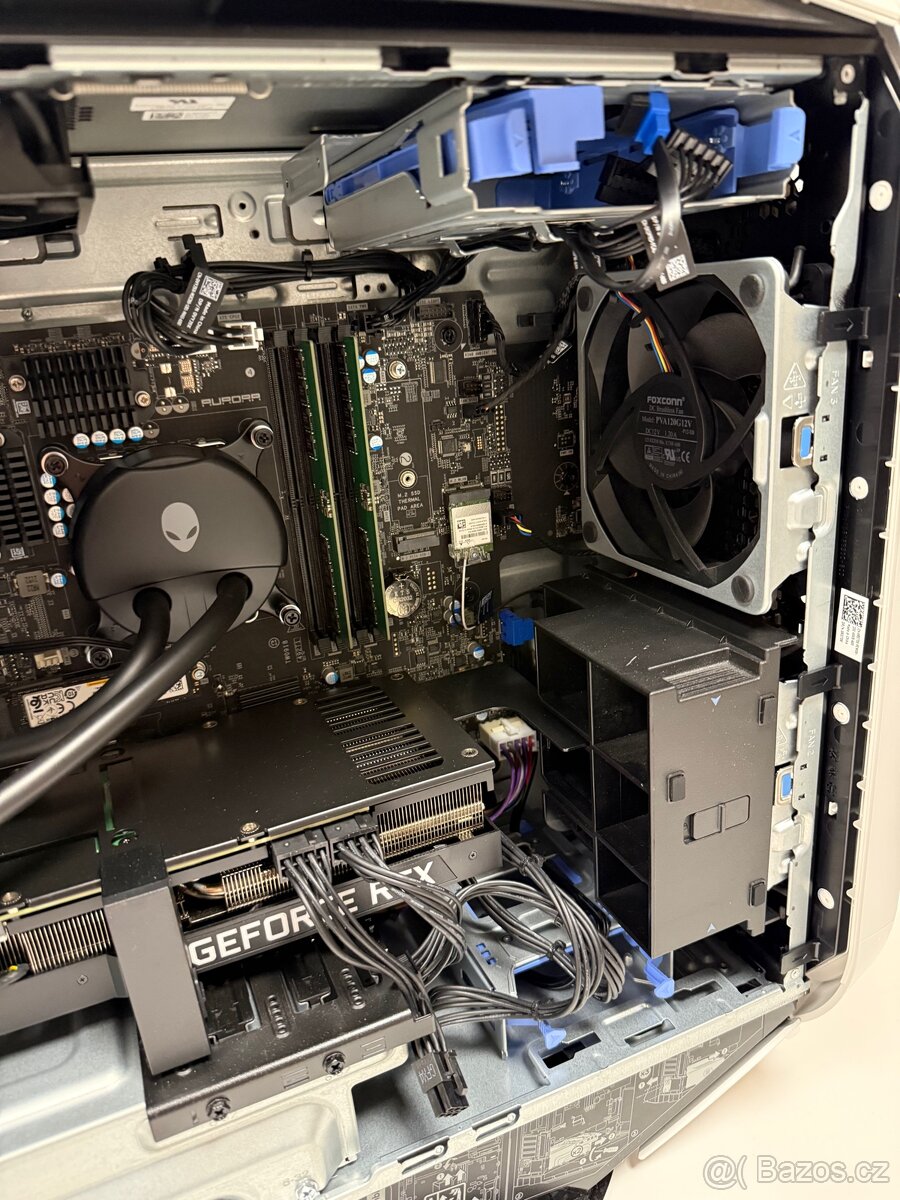 Herní počítač Dell Alienware Aurora R13 - 6