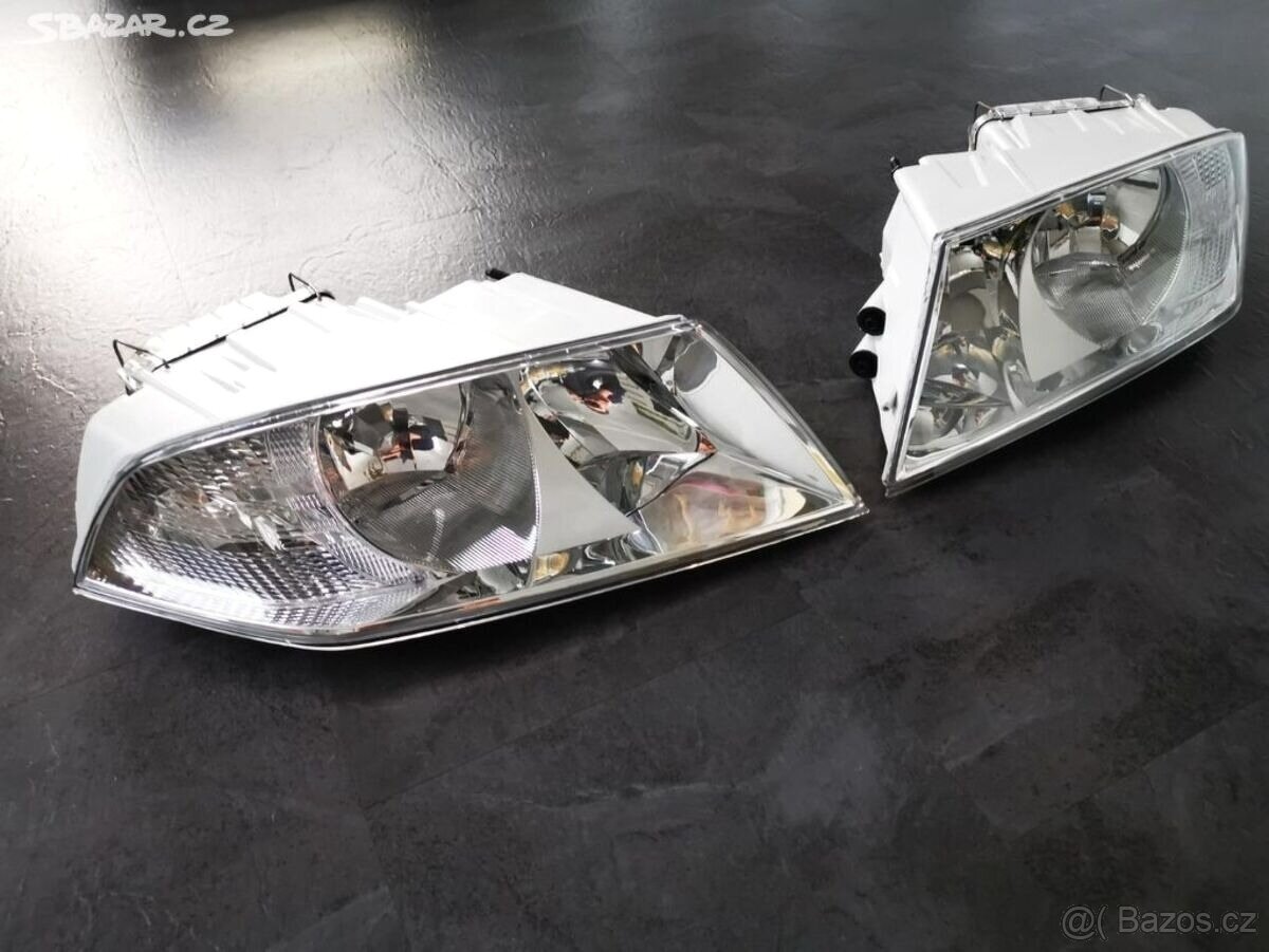 PŘEDNÍ SVĚTLA OCTAVIA 2 / ZÁRUKA 2 ROKY / ZASÍLÁME - 6