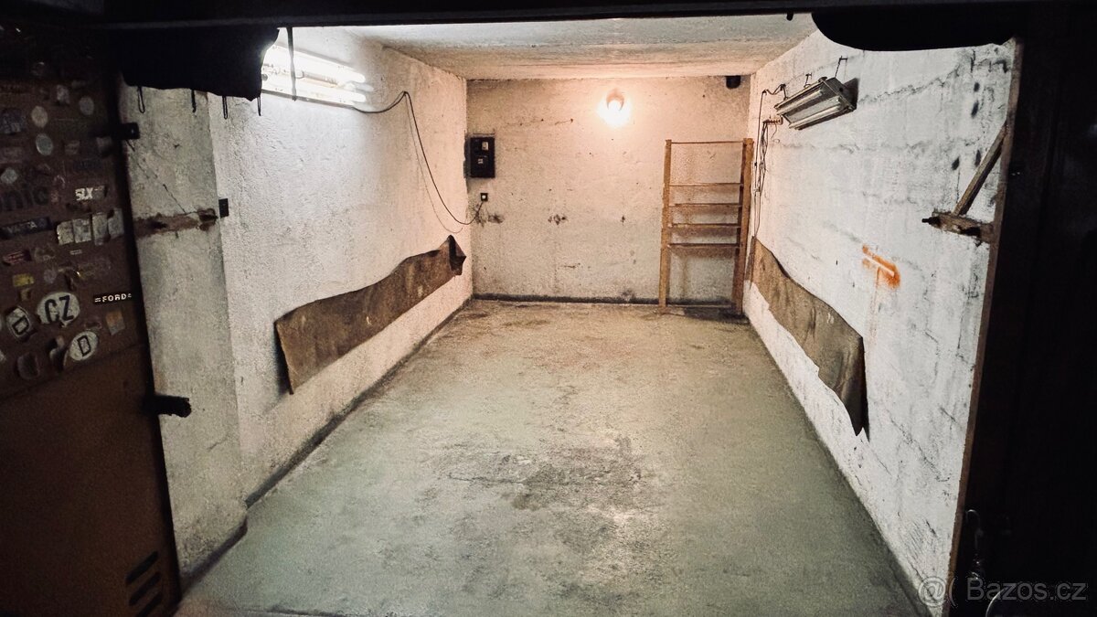 Pronájem halové garáže Plzeň Jubilejní ulice. - 6