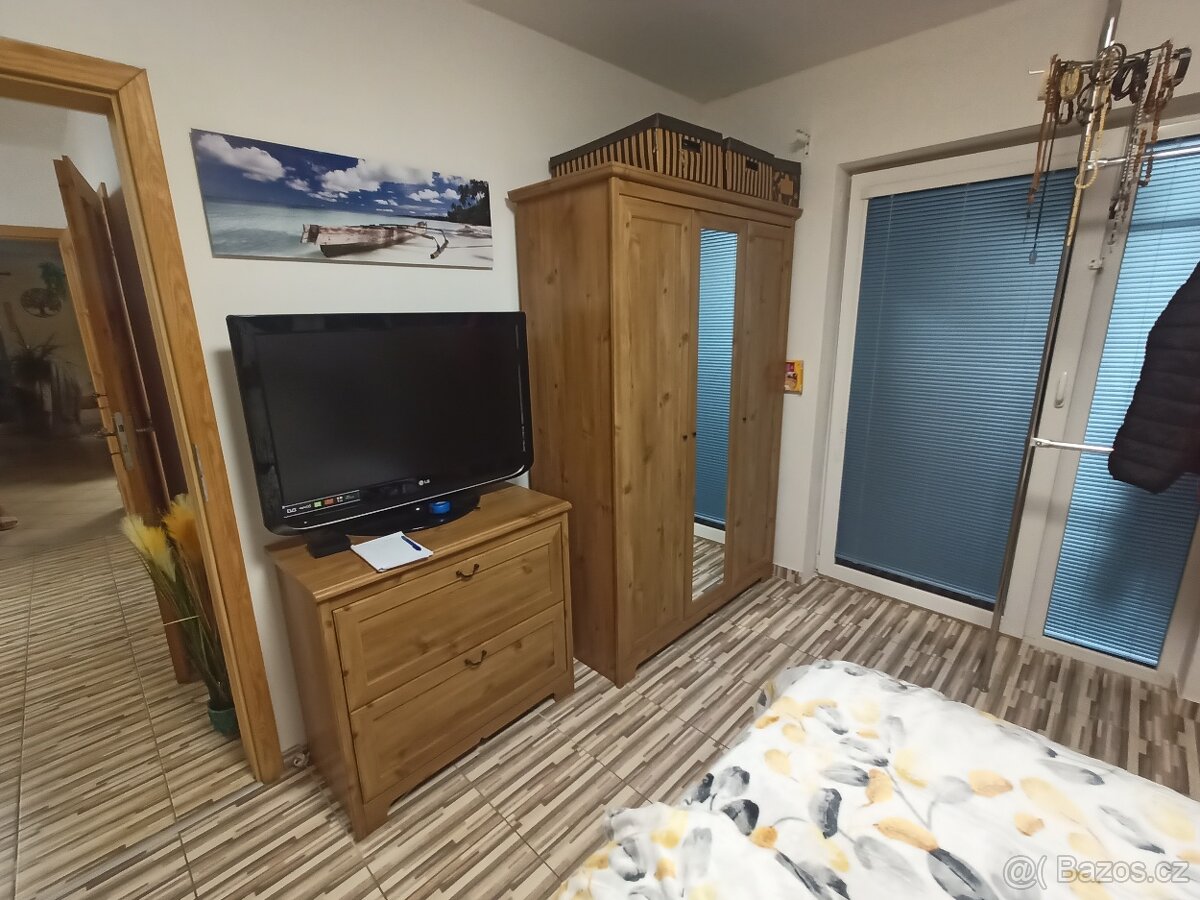 Šatní skříň skříňka ložnice - 6