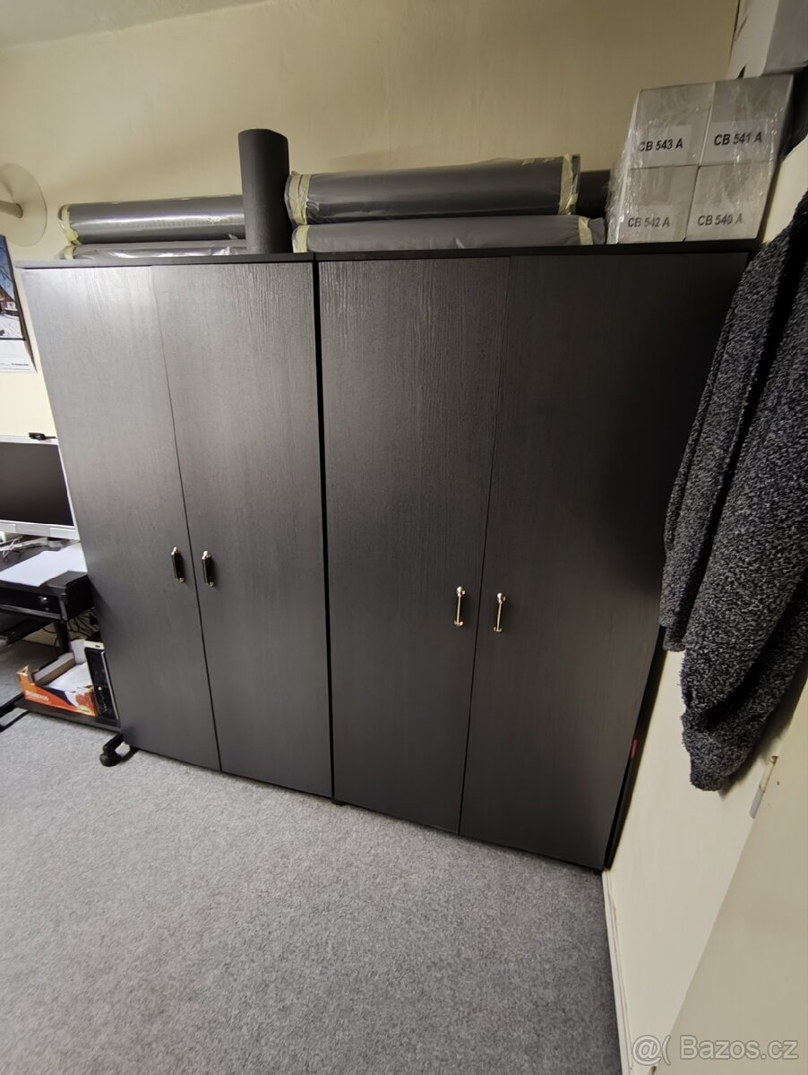 Kancléřský nábytek - 6