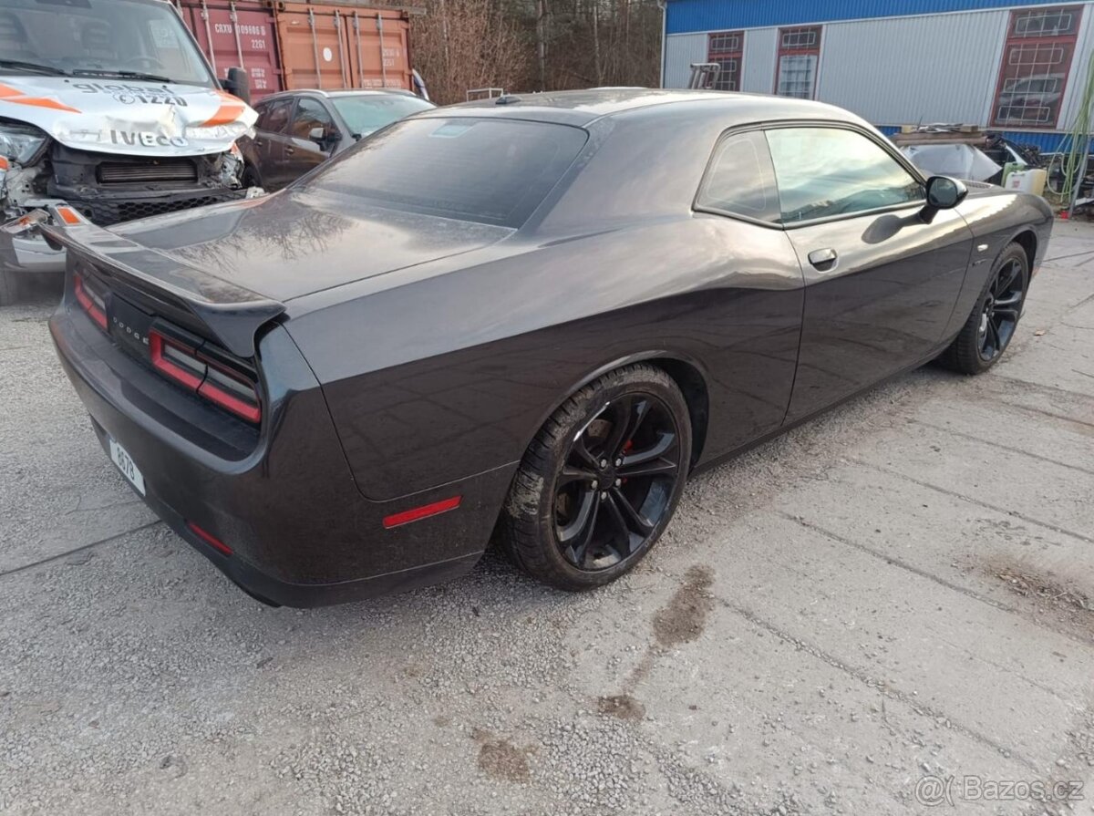 Dodge Challenger 5.7 HE MI - 6