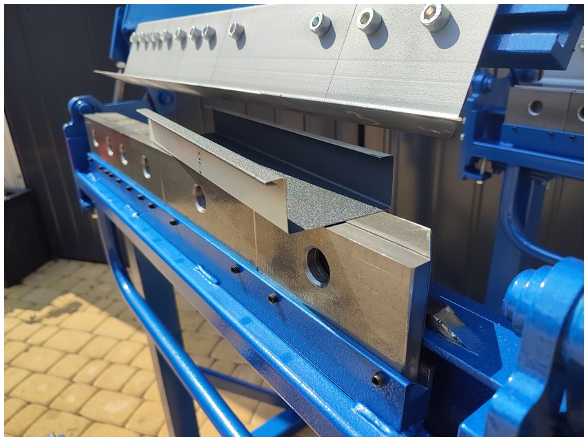 Ohýbačka plechu segmentova - 1250mm /0,8mm - 6