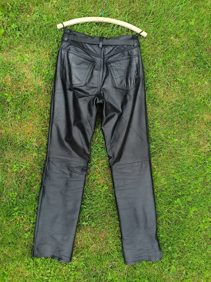 Kožený komplet - 6