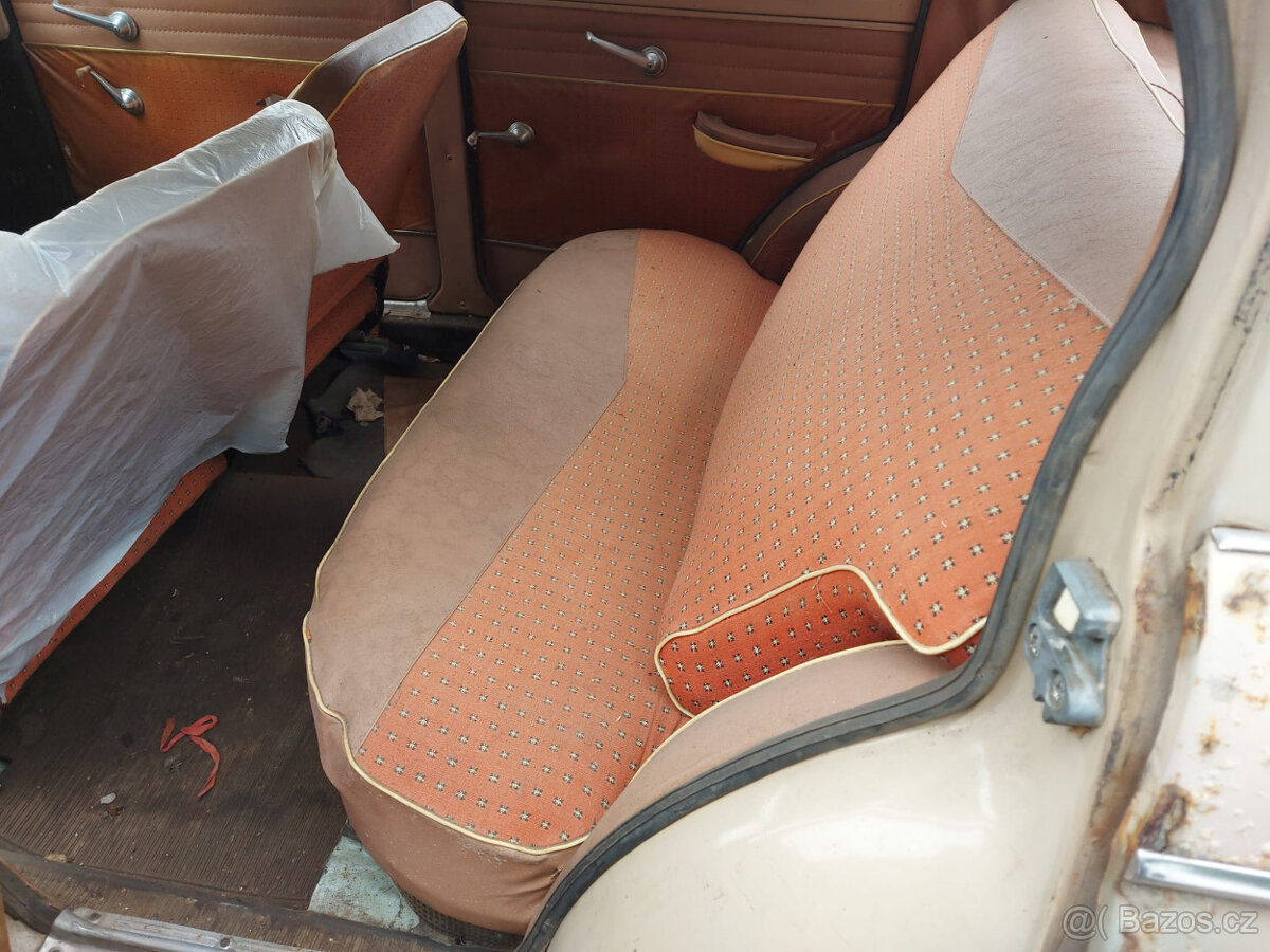 Moskvič 407, rok 1962, 1360ccm, 33 KW, 52000km, pojízdné - 6