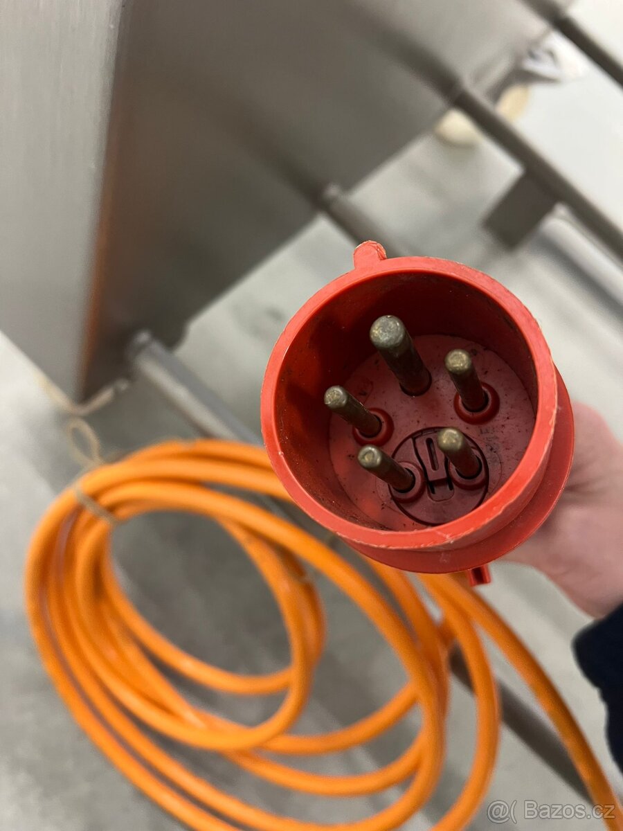 Stahovačka kůží MAJA Skinny II - 6