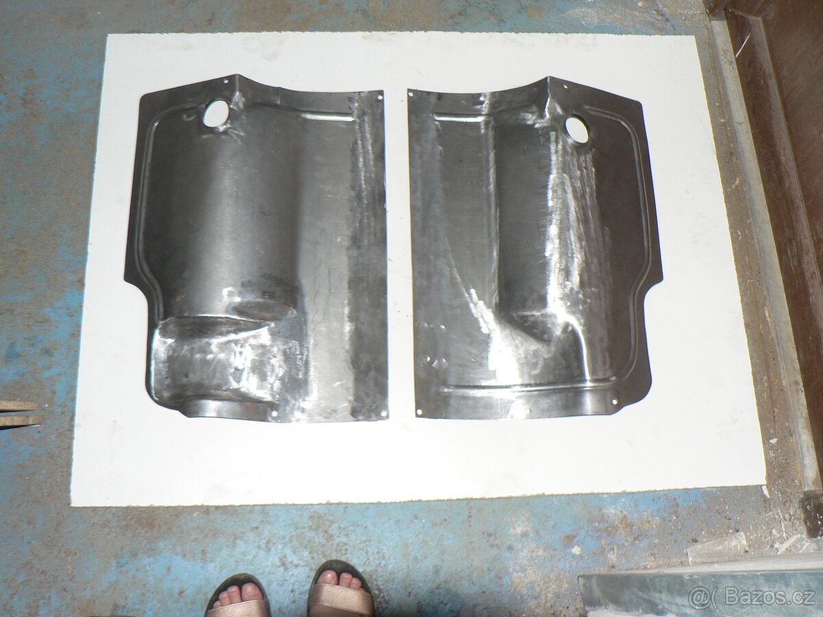 Lem zadního blatníku Tatra 603 - 6