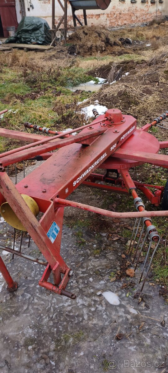 Shrnovač píce pöttinger schwadkreisel 300cm, 3m - 6