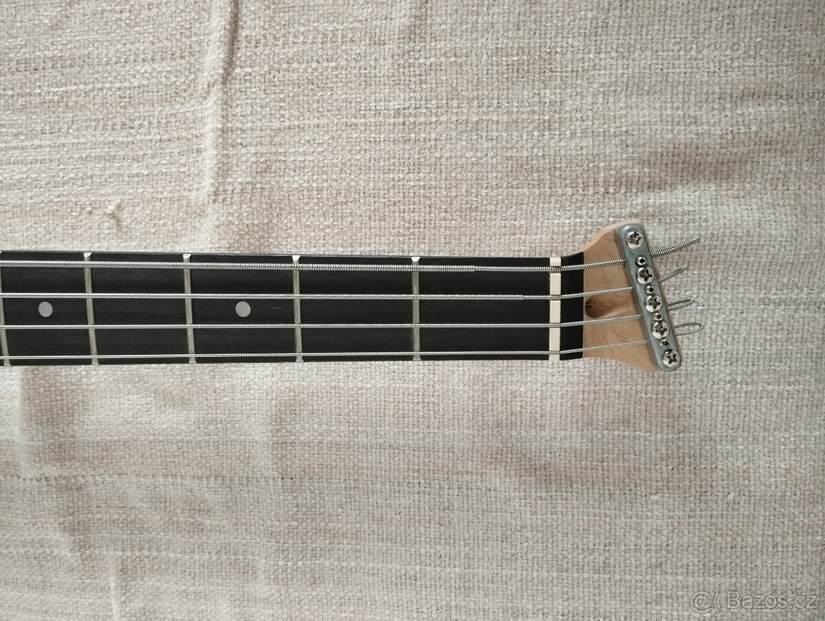 Bass - 6