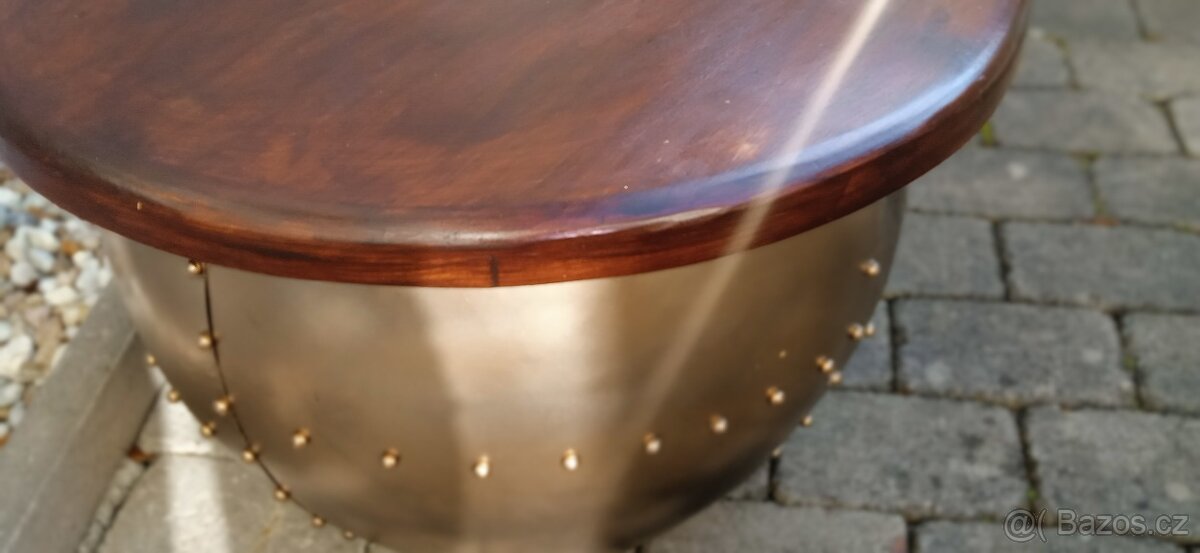 Kulatý industriální konferenční stolek - 6