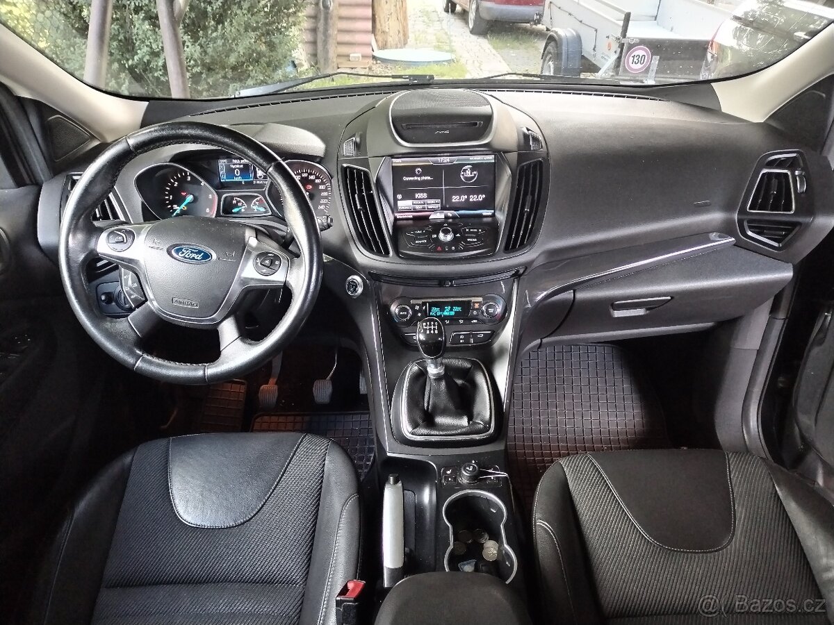 Ford Kuga 2.0 tdci 4x4 manuál - 6