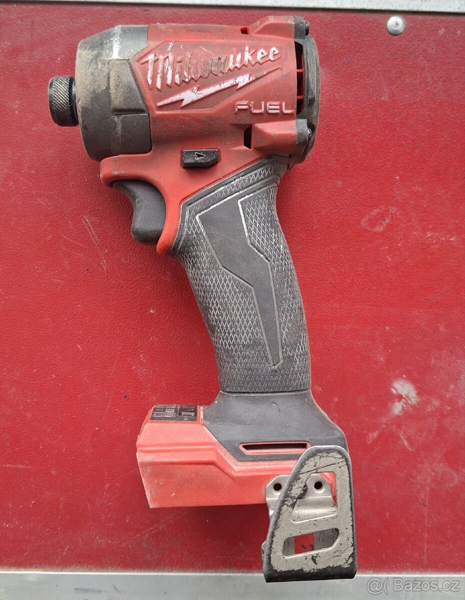 Milwaukee, Makita, Senco - 6