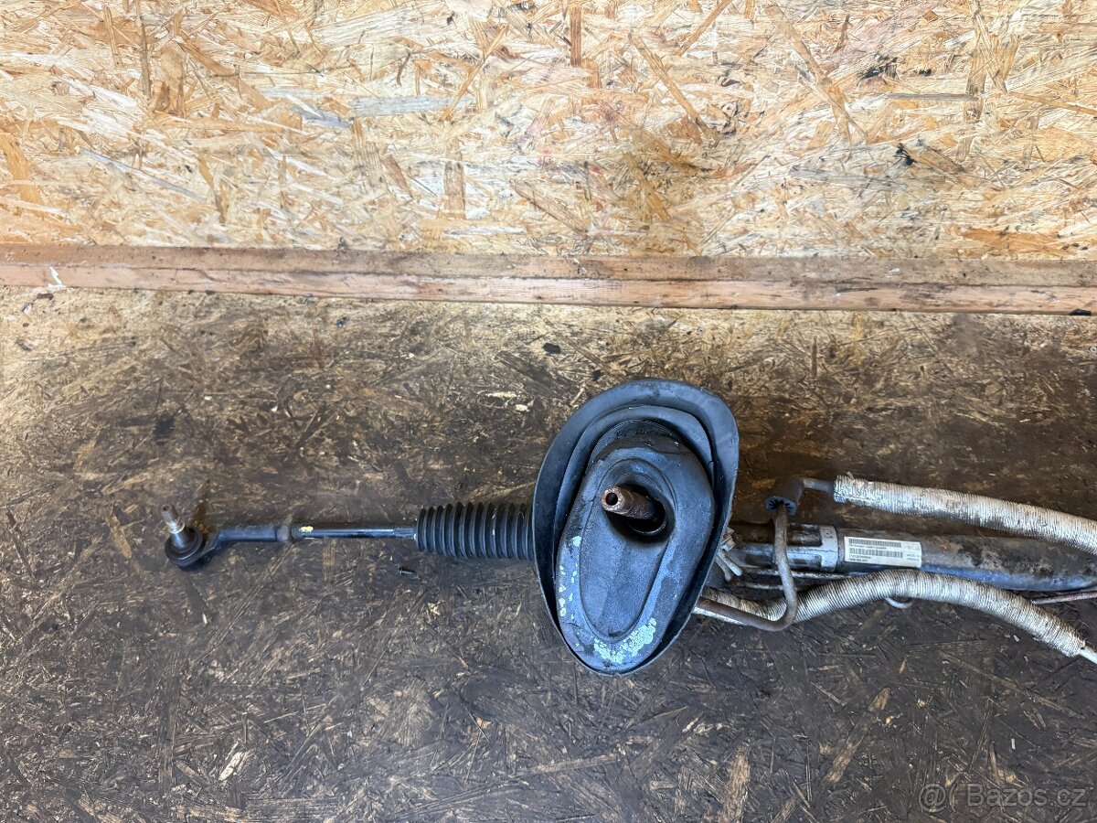 HŘEBENOVÉ ŘÍZENÍ SERVO ŘÍZENÍ VOLVO S80 2.4D 6G91-3A500M - 6