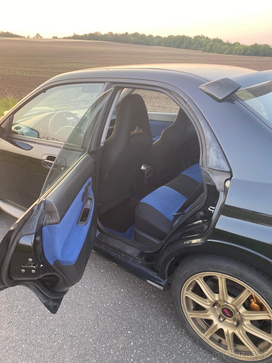 Subaru impreza STÍ 2.5 Hawk US verze - 6