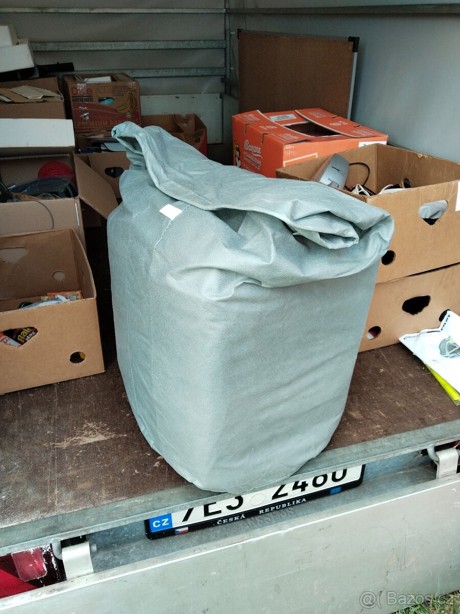 Kryt a Ochranná plachta na obytný vůz - až 7,3m - 6