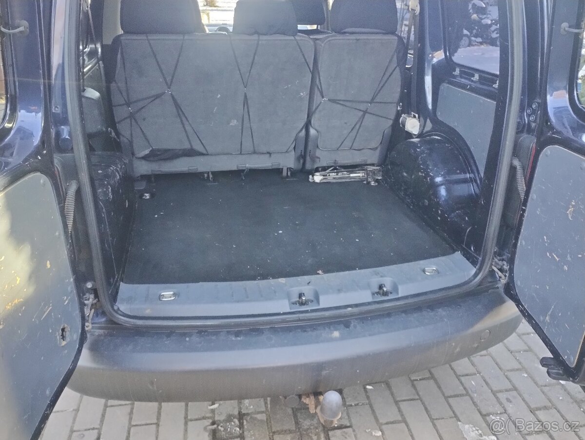 Volkswagen Caddy 1.6 TDI 75kw tažné zařízení - 6