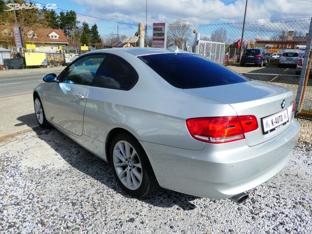 BMW 320i 125kW Xenony,PDC - 6