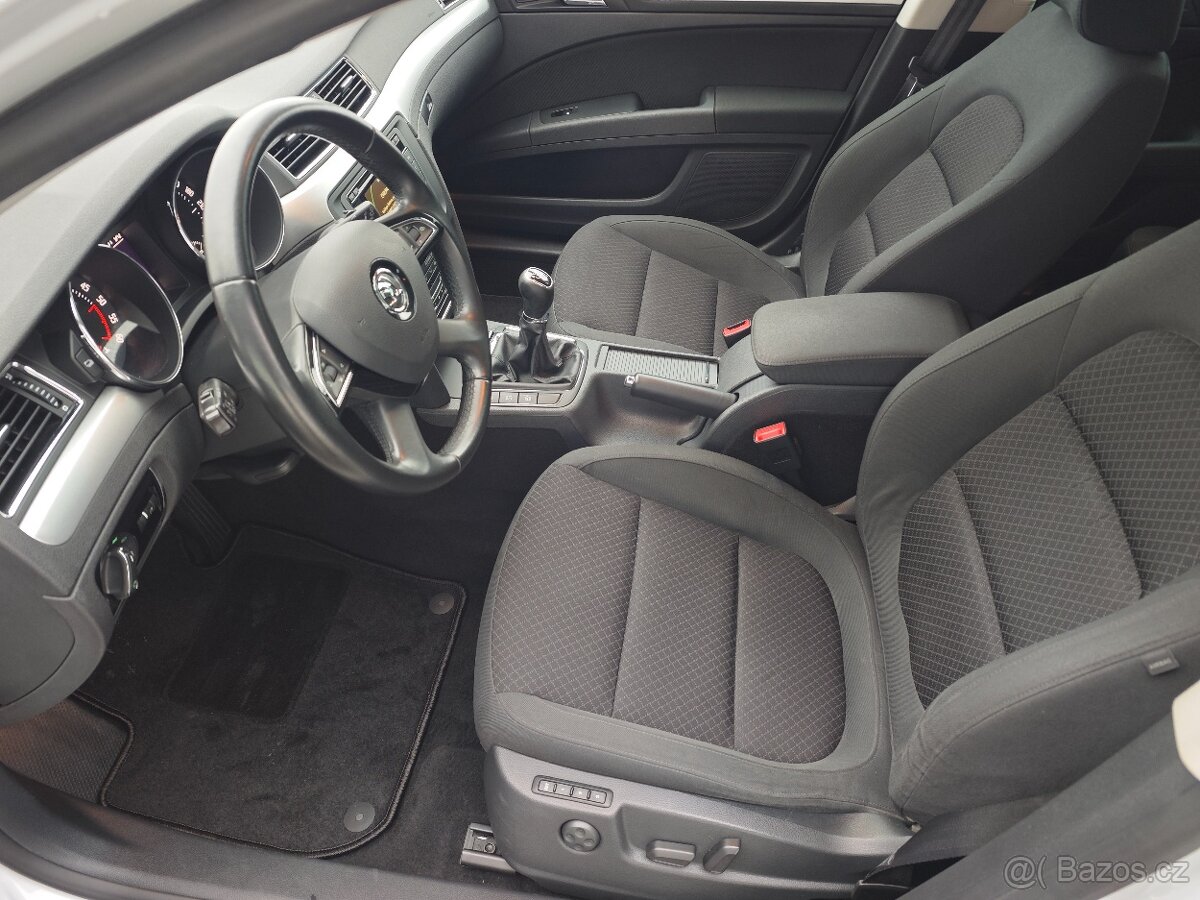 Škoda Superb combi 2.0Tdi - 6