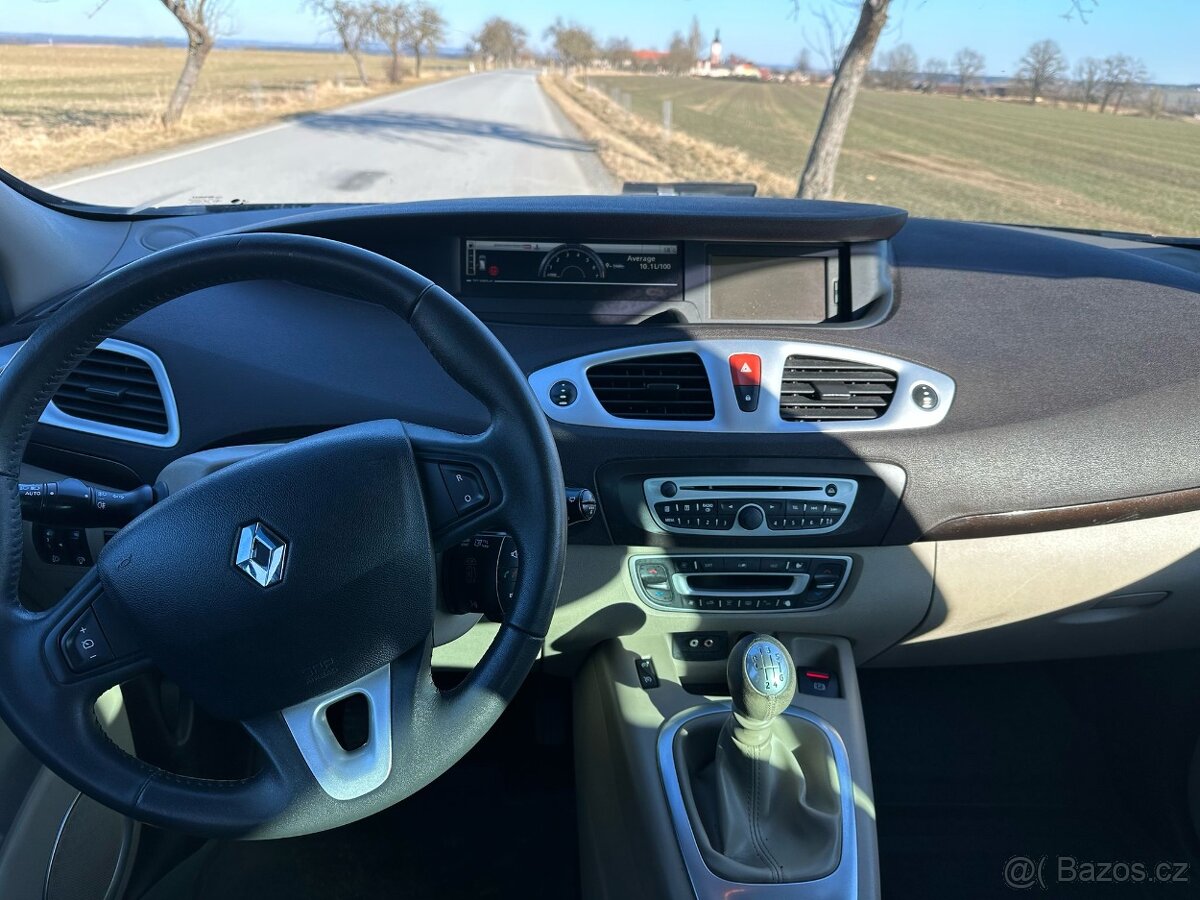 Renault Scenic 1.4 benzín - 6