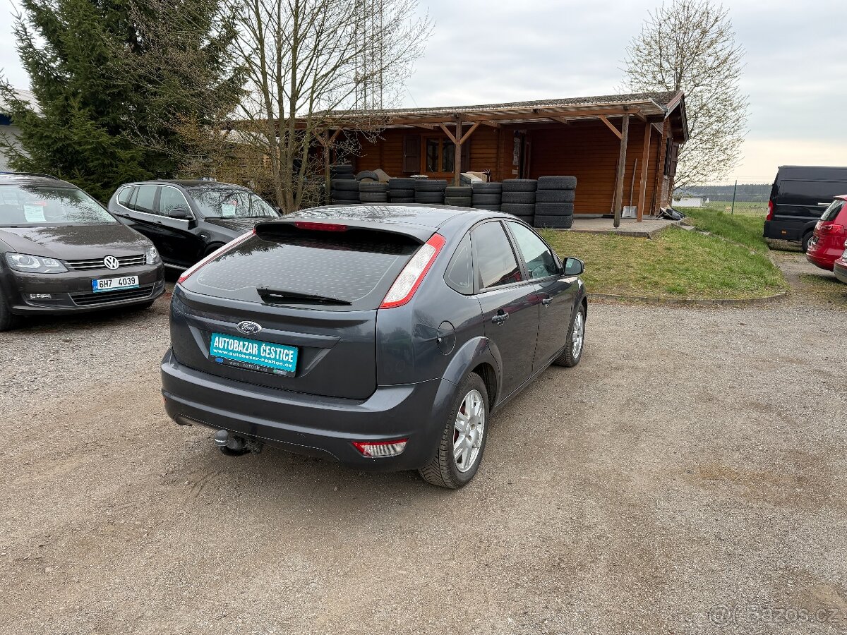 Ford Focus 1.6 16V - 6