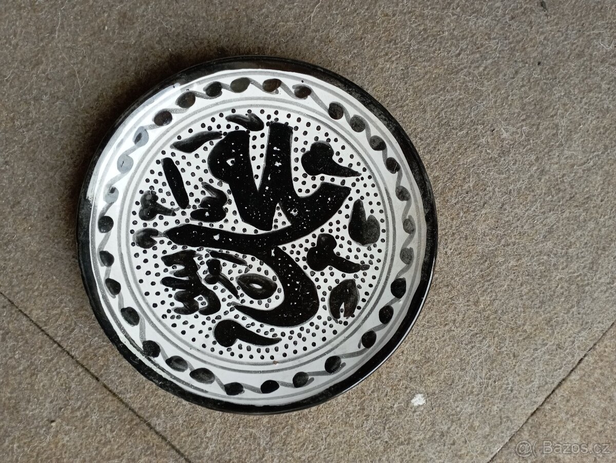 Moravské malované talíře a další keramika a procelán - 6