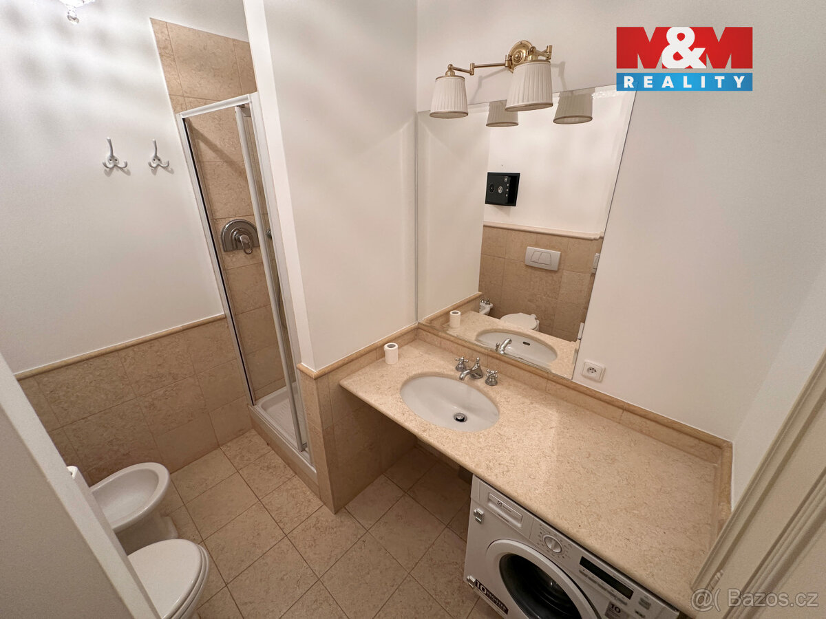 Pronájem bytu 1+kk, 31 m², Praha 1, ul. Valentinská - 6