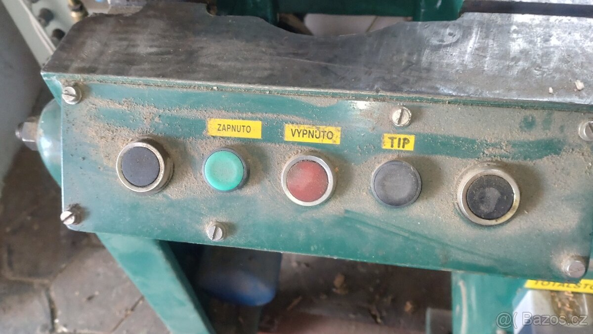 PRODÁM LIS - KOMPLET - 6