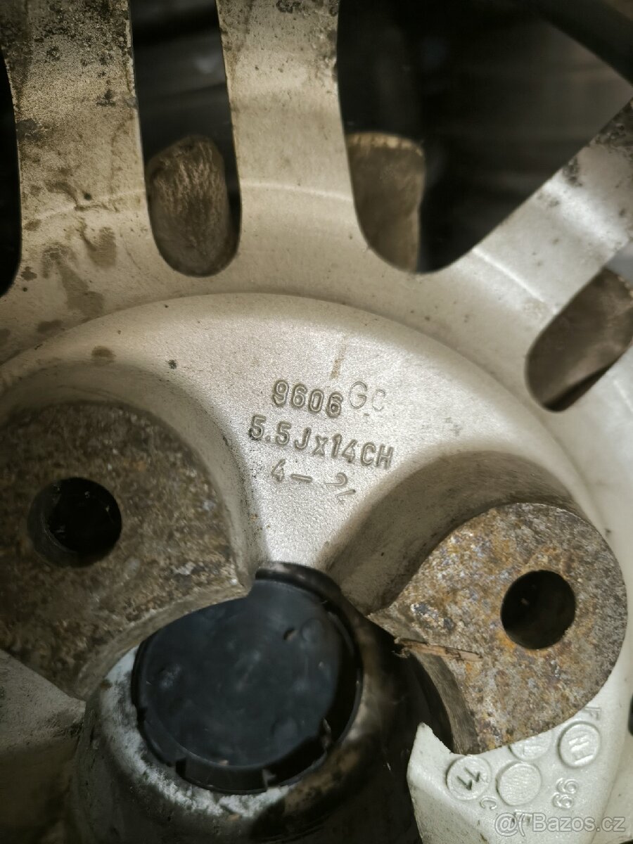 Peugeot 206 R14 4x108 - 6