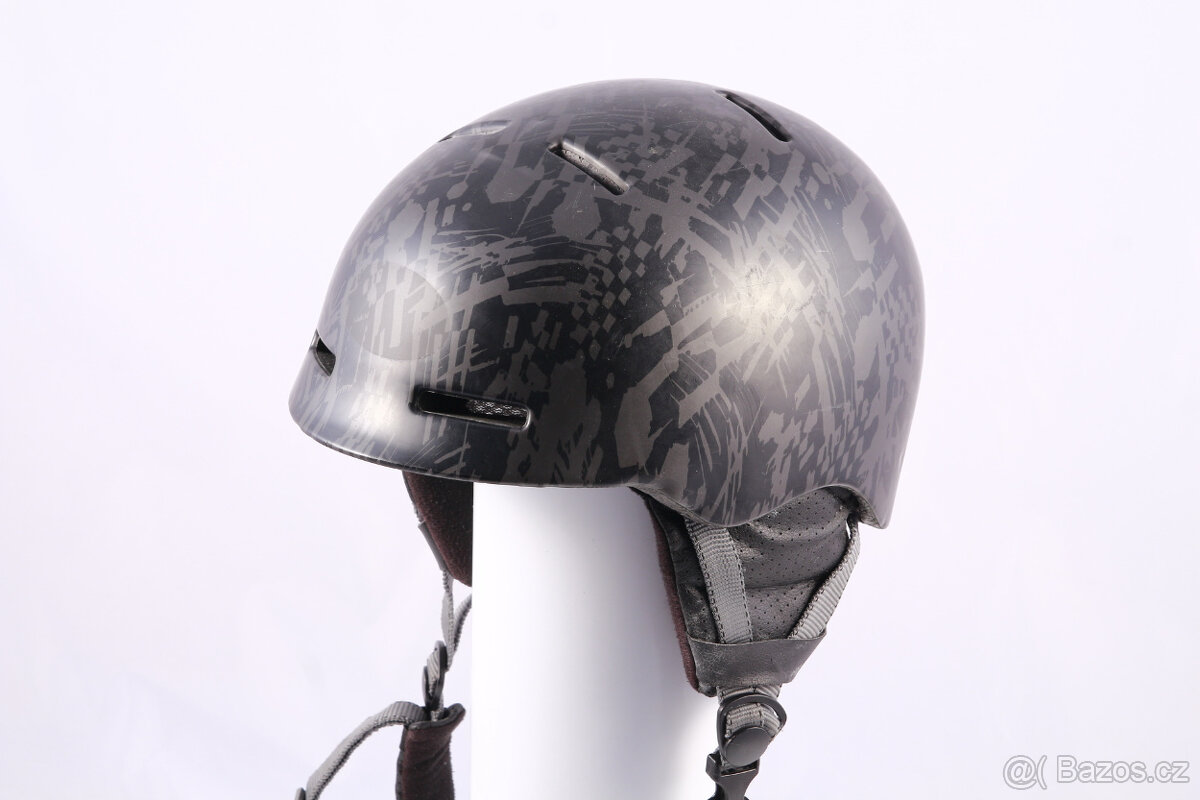 Použita lyžařská/snowboardová helma ATOMIC MENTOR JR - 6