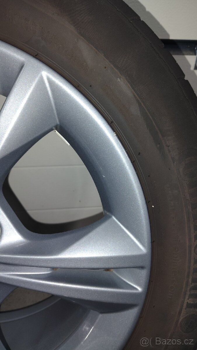 Originální ALU disky Ford s letními pneu - 6