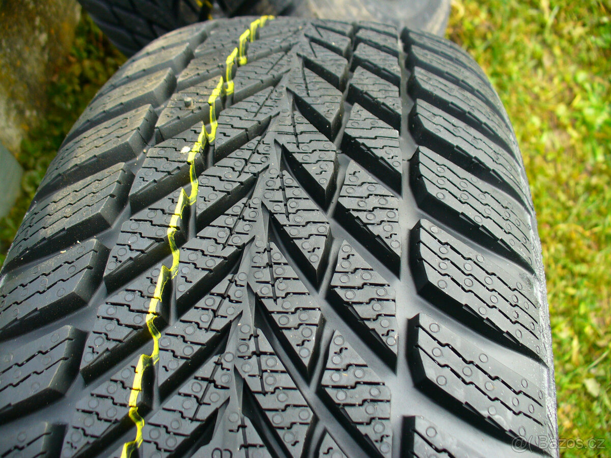 NOVÉ PNEU 195/65/15 ZIMNÍ OCTAVIA 2,3 - 6