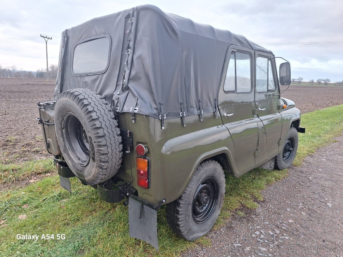 Uaz - 469 - 6