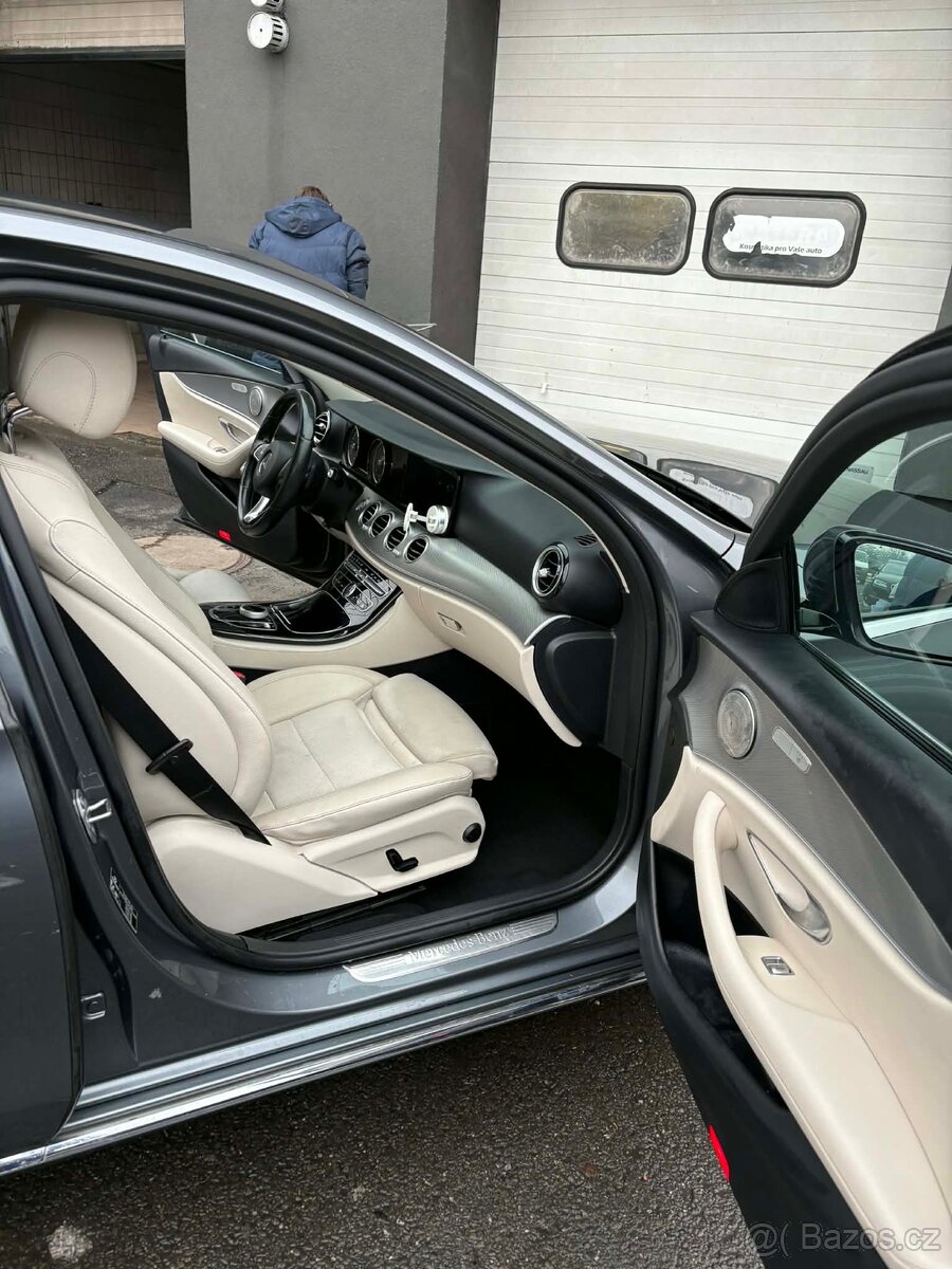 Mercedes Benz E220 - 6