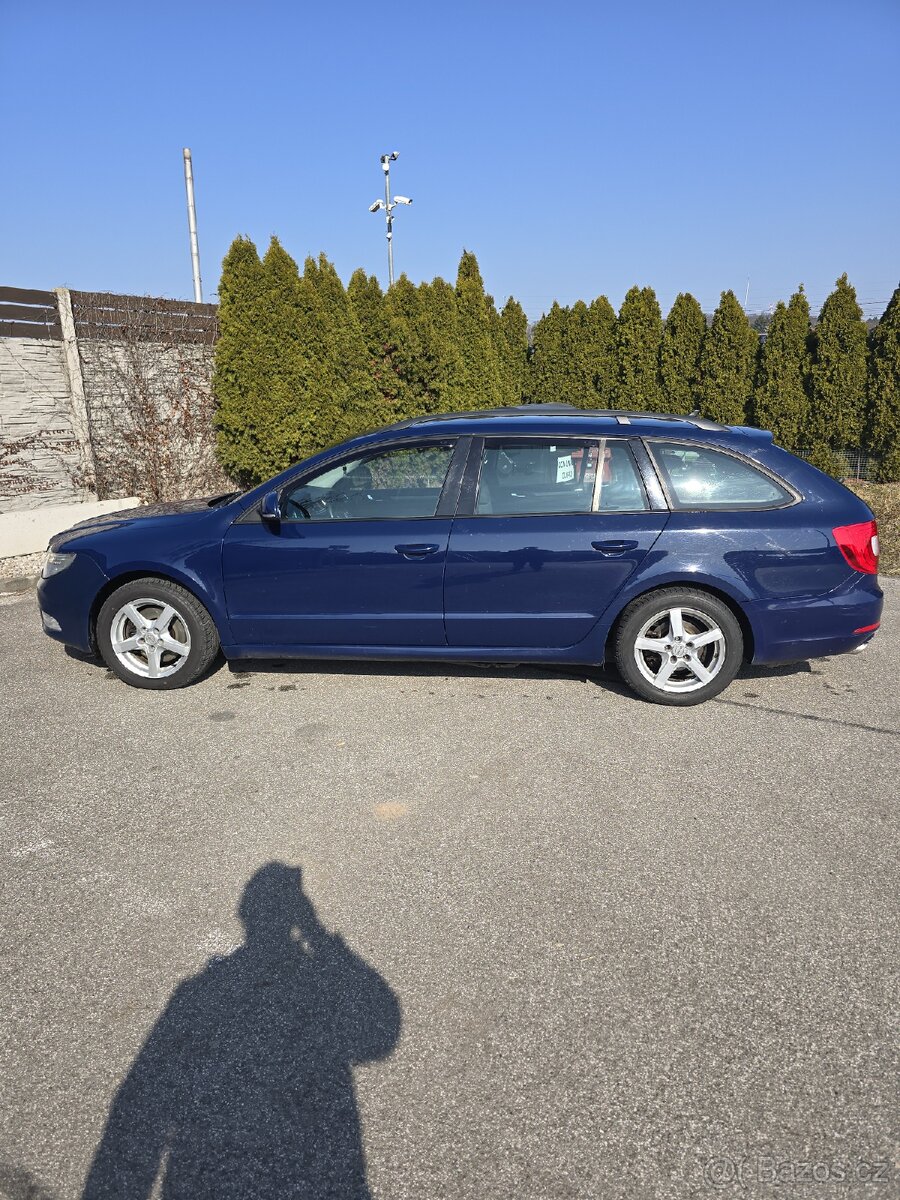 Škoda Superb 2 combi 2.0 tdi CFFB DSG - 6
