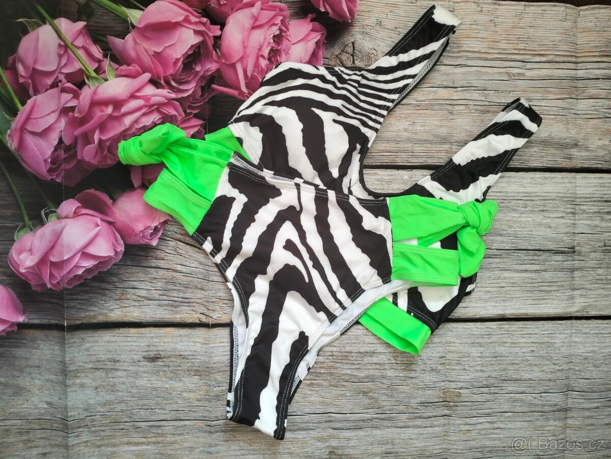 Dámské černobílé plavky s zeleným vázáním - 6