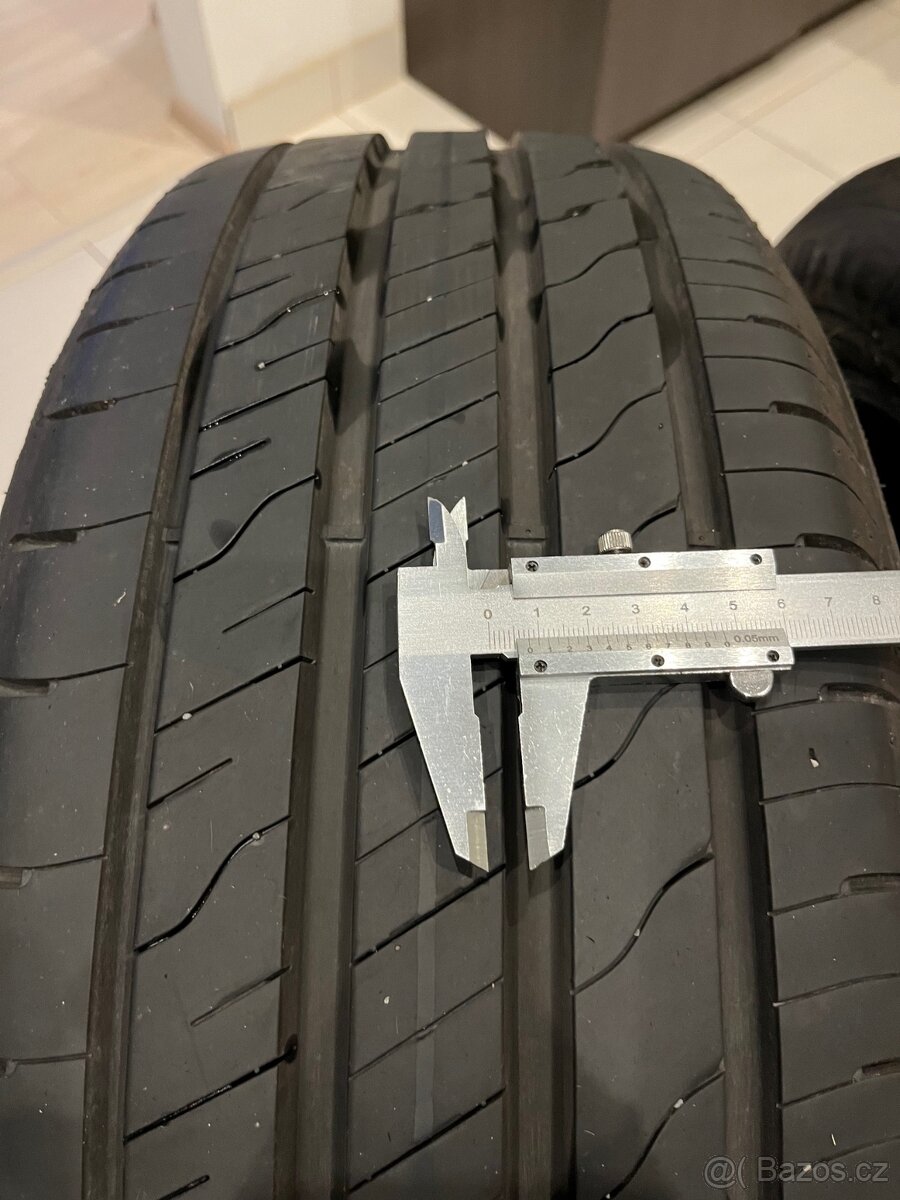 Letní pneu 235/55/19 - 6